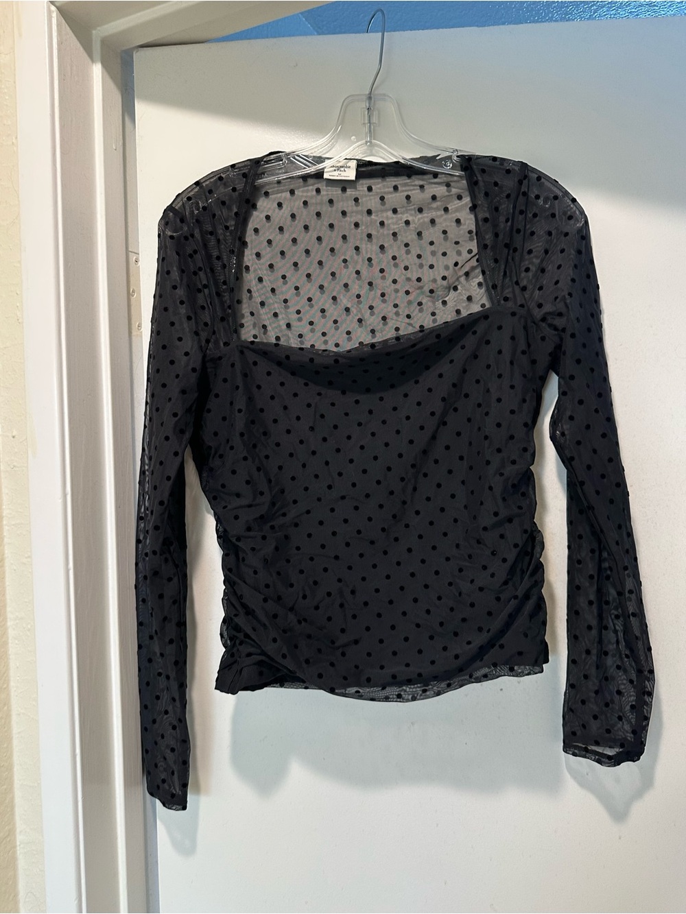 Abercrombie & Fitch Black Sheer Polka Dot Long-Sleeve Crop Top Size Medium